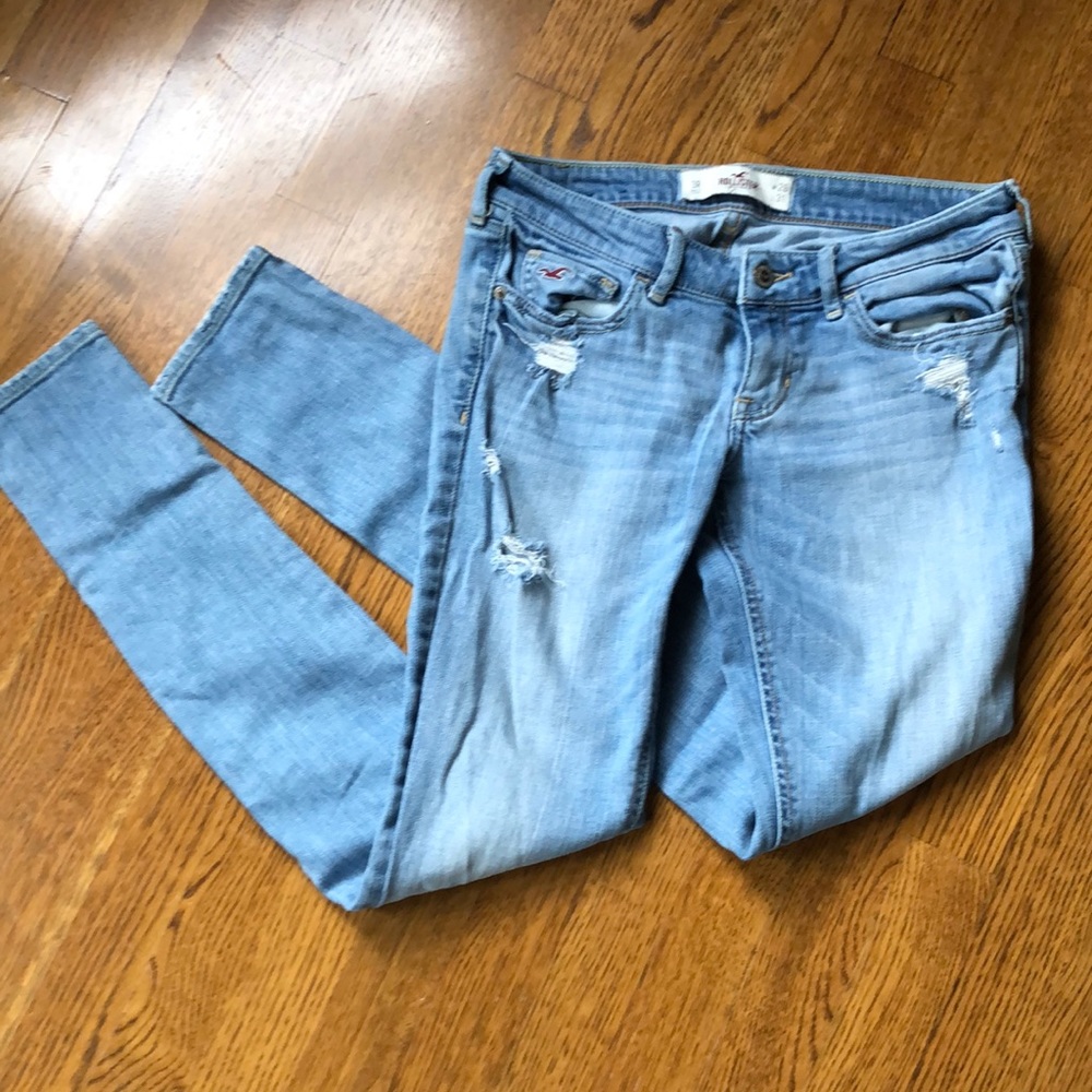 Hollister jeans destroyed size 3R